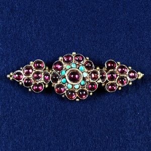 Art Deco brooch / dress clip